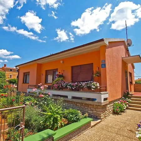 Nada 1141 Guest house *