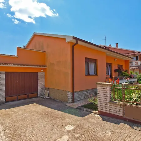 Nada 1141 Guest house Fazana